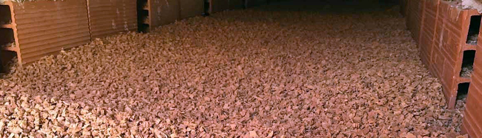 Isolamento termico con insufflaggio di Sughero Torino e Provincia